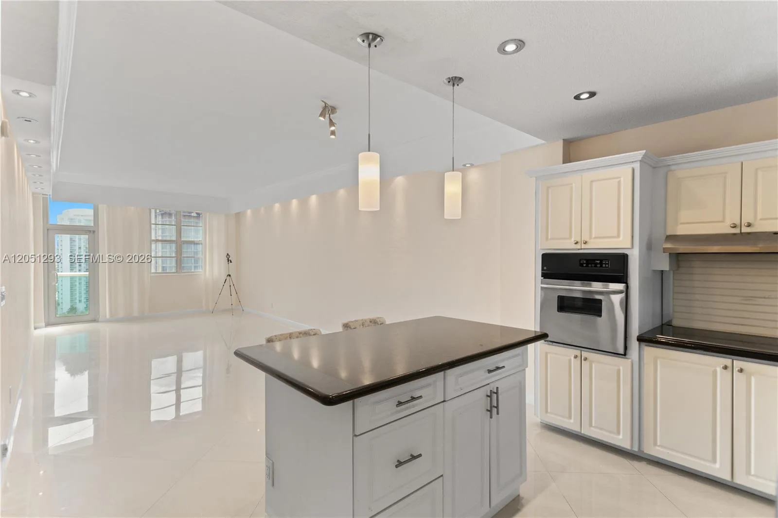 19390 Collins Ave # PH-17, Sunny Isles Beach, FL 33160