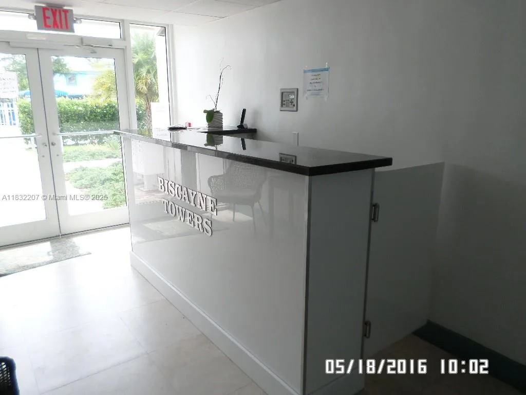 11750 NE 16th Ave # 102, Miami, FL 33161 photo 5