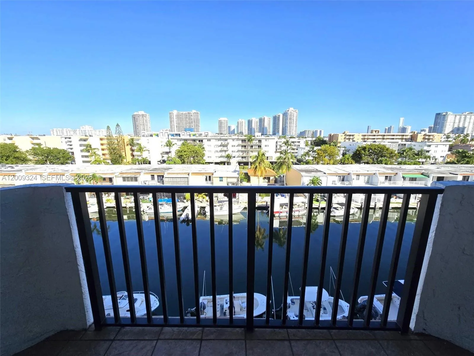 3703 NE 166th St # 609, North Miami Beach, FL 33160 photo 3