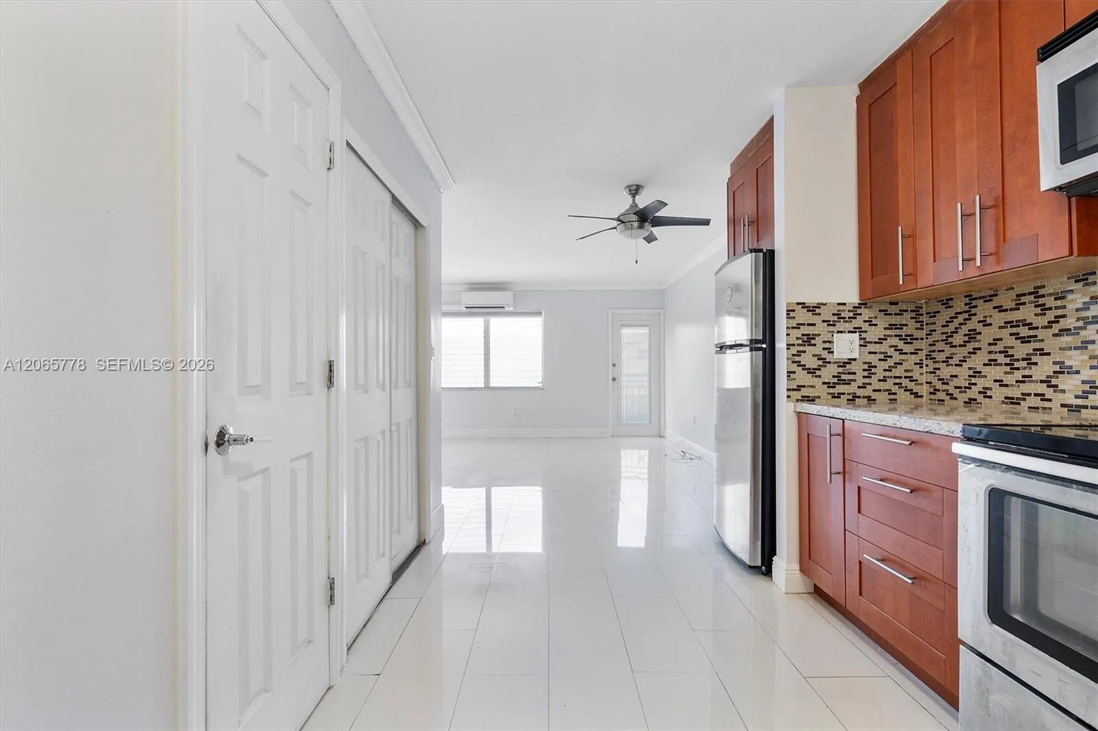 851 Meridian Ave # 24, Miami Beach, FL 33139 photo 3