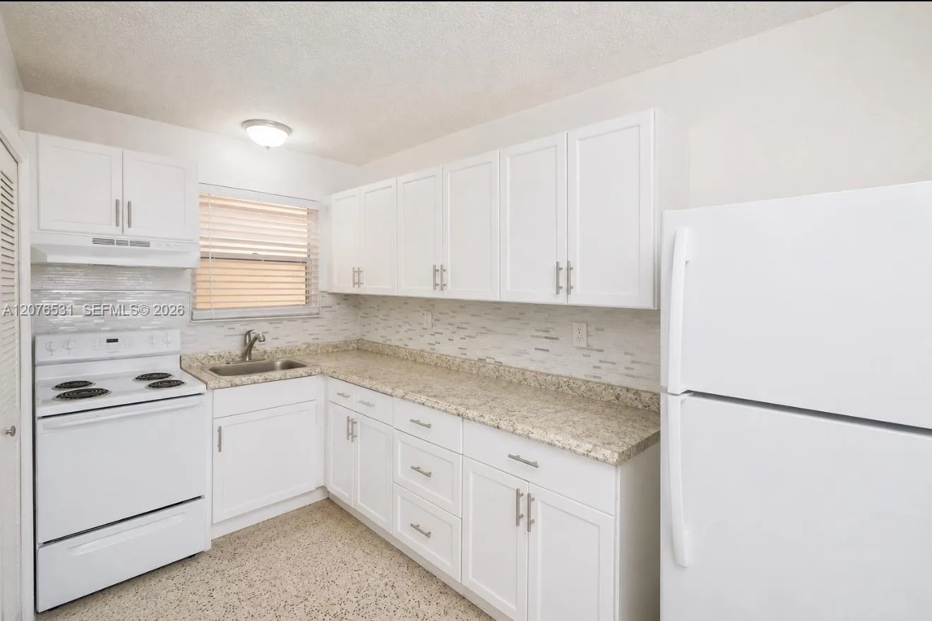 3501 W 11th Ave # 213, Hialeah, FL 33012