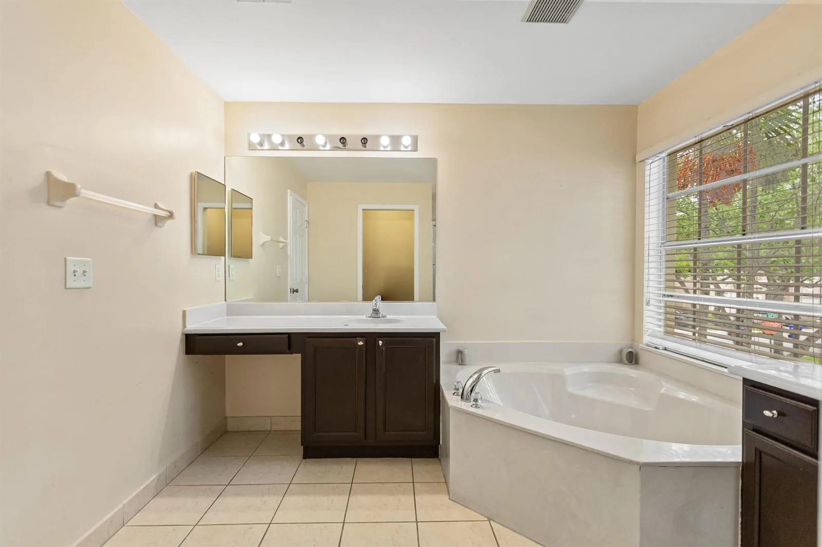 12444 SW 42nd Street, Miramar, FL 33027 photo 9