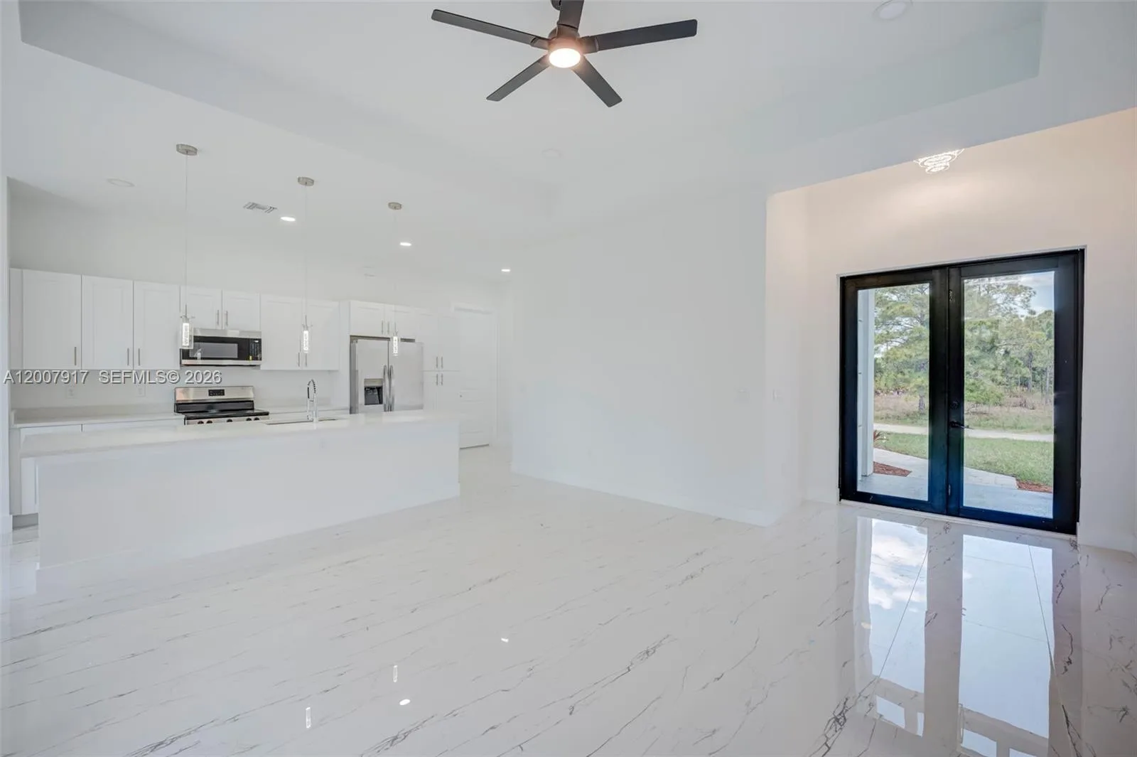 880 ALDRICH ST E, Lehigh Acres, FL 33974 photo 4
