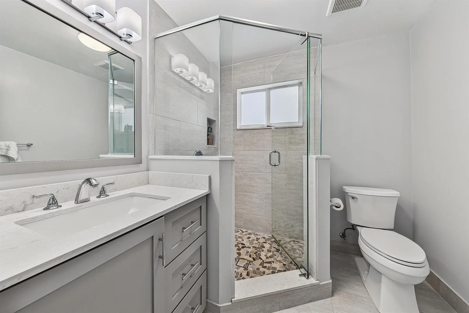 121 NE 55TH Street, Oakland Park, FL 33334 photo 7