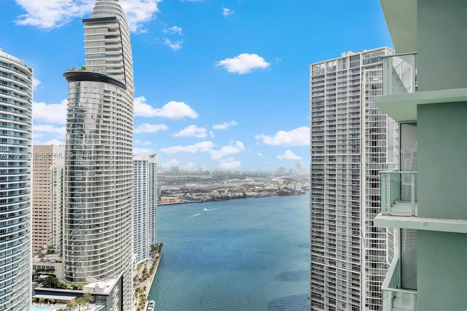 77 SE 5th Street # 4206, Miami, FL 33131
