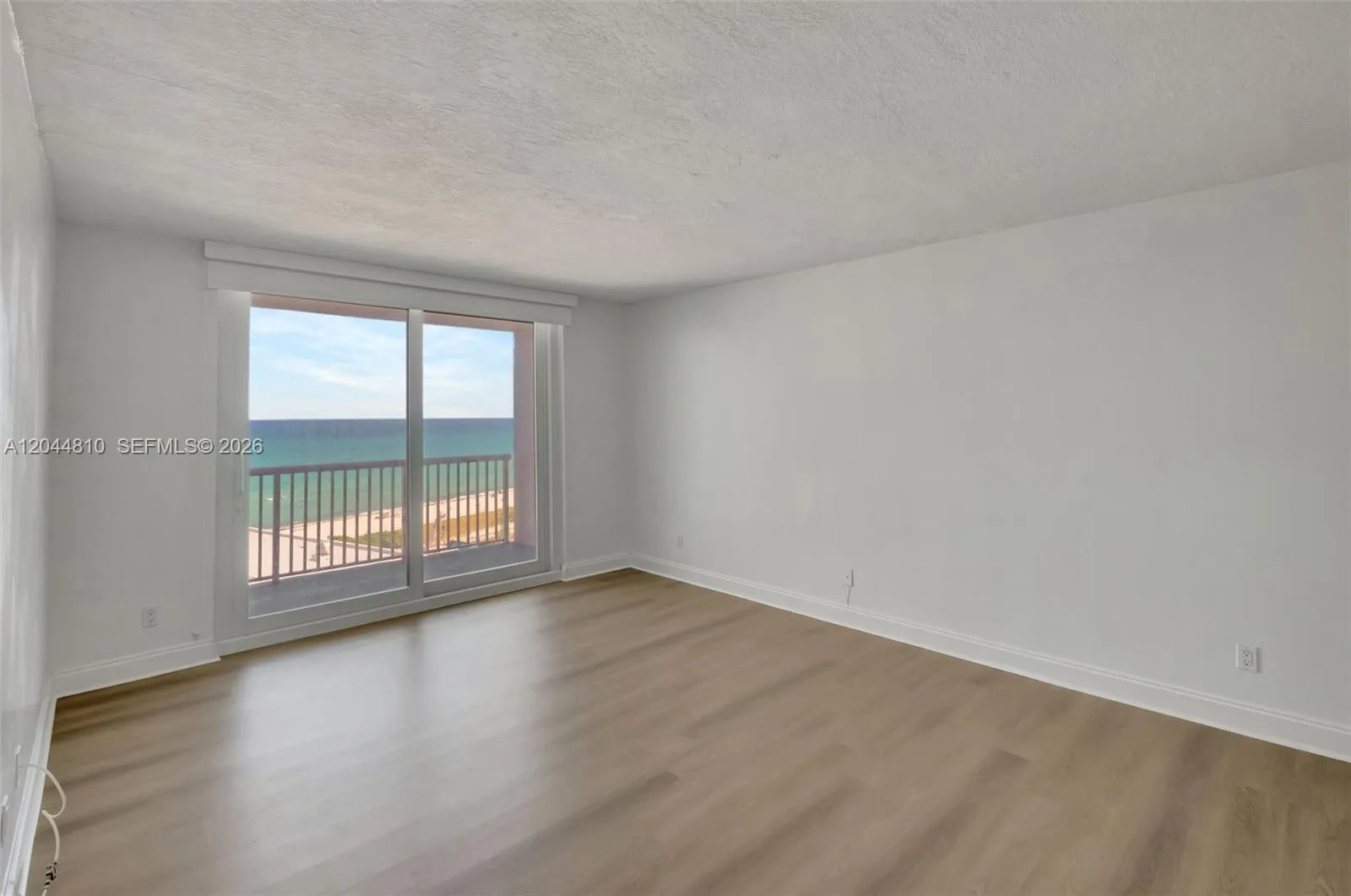 5401 Collins Ave # 928, Miami Beach, FL 33140 photo 8