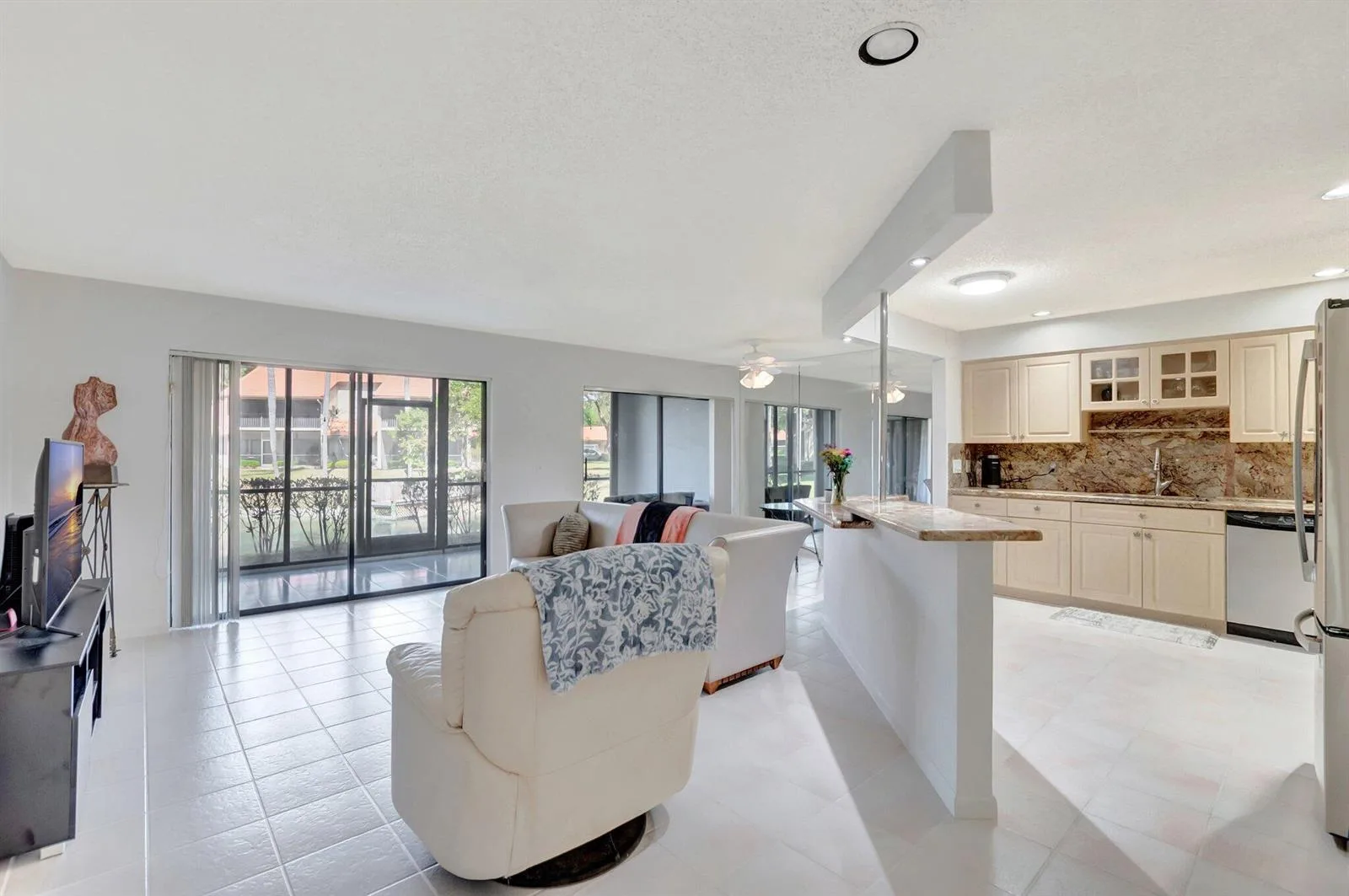 5731 Coach House Circle # A, Boca Raton, FL 33486 photo 11