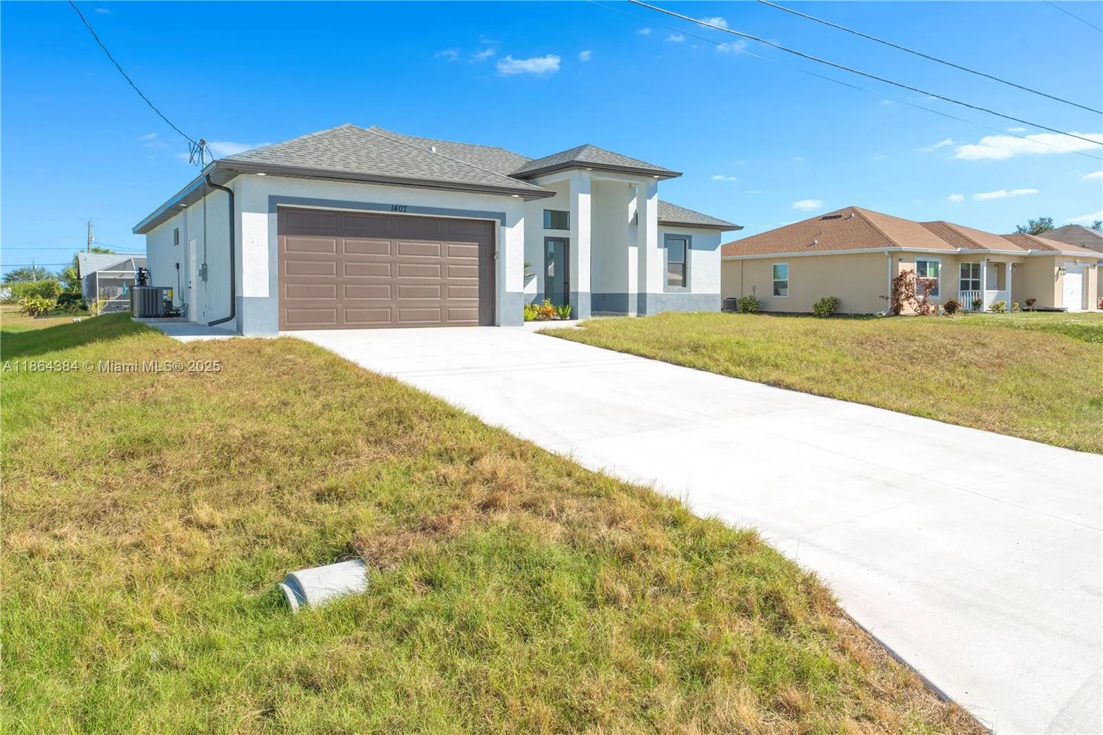 1407 NE 5TH AVE, Cape Coral, FL 33909 photo 2