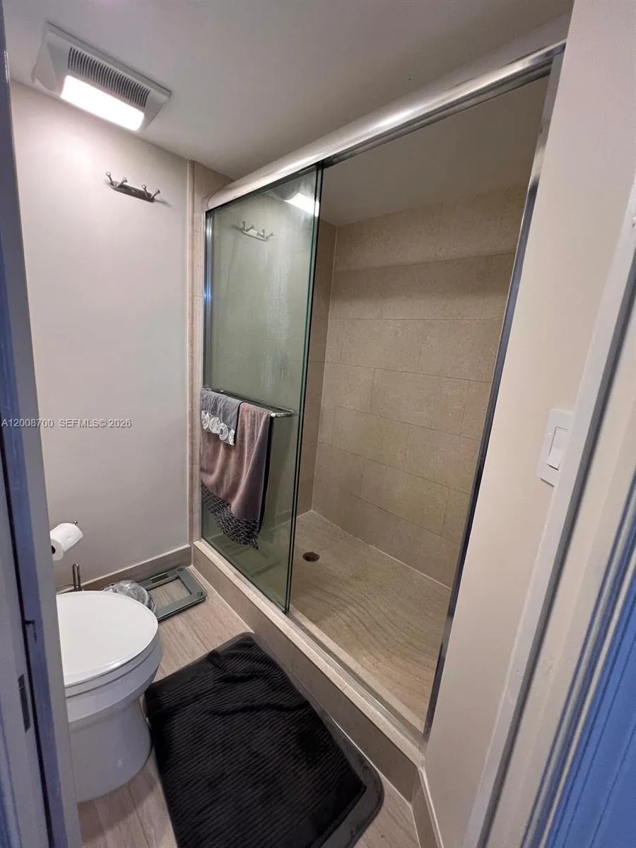 3530 Mystic Pointe Dr # 1605, Aventura, FL 33180 photo 10