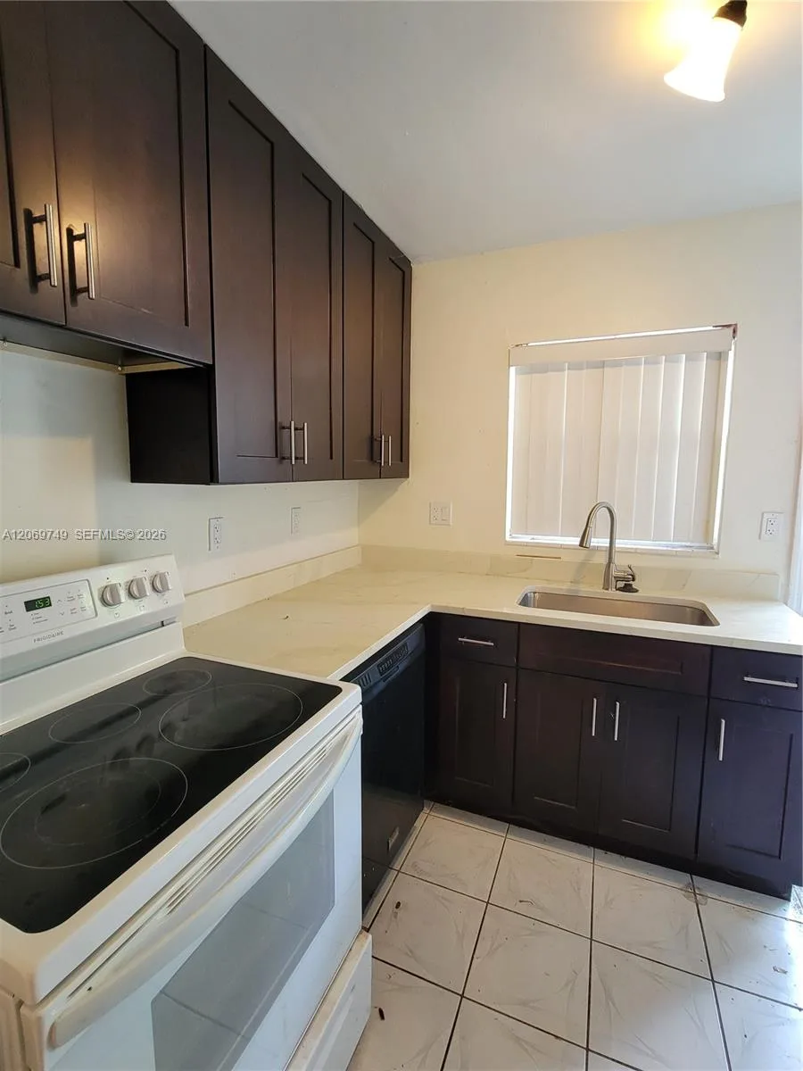 1425 Arthur St # 101A, Hollywood, FL 33020 photo 3
