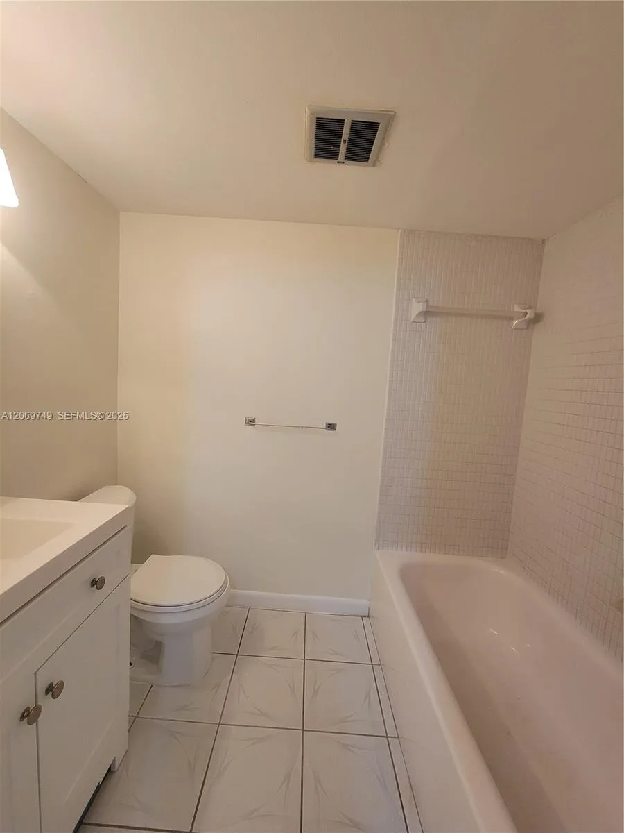 1425 Arthur St # 101A, Hollywood, FL 33020 photo 6