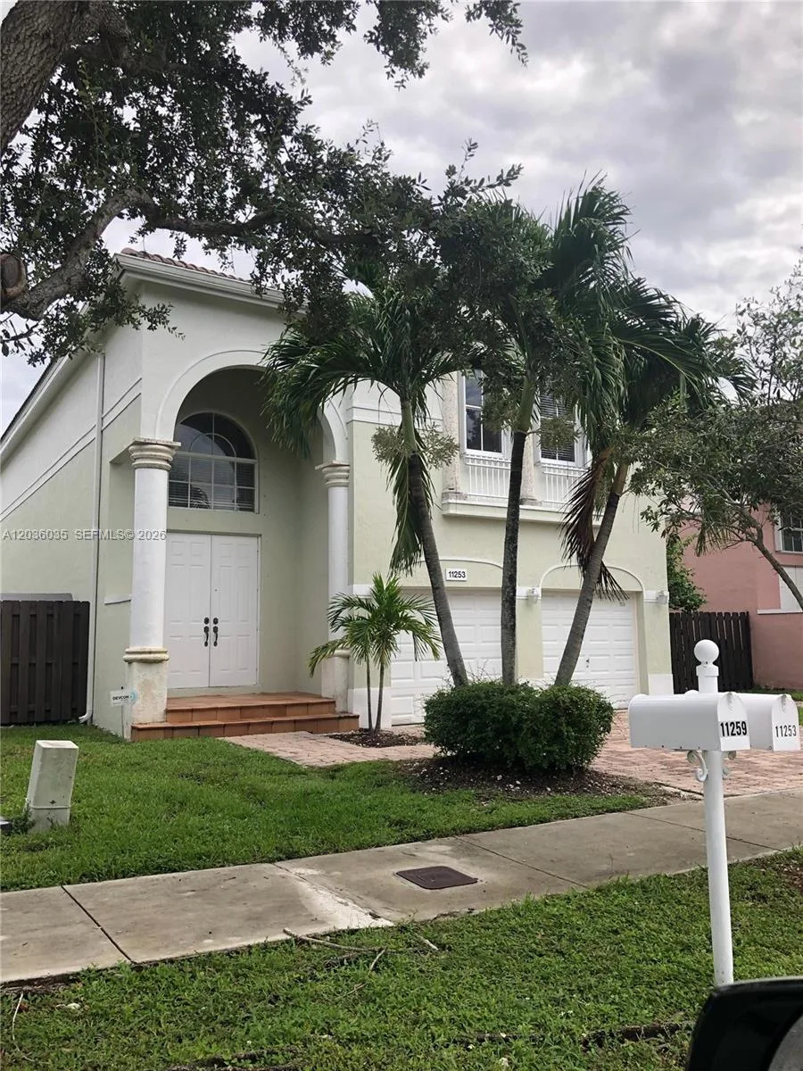 11253 NW 47th Ln, Doral, FL 33178