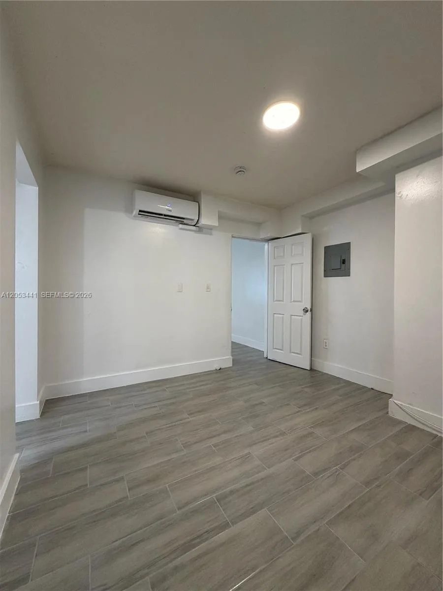 60 NW 71st St # 6, Miami, FL 33150 photo 4
