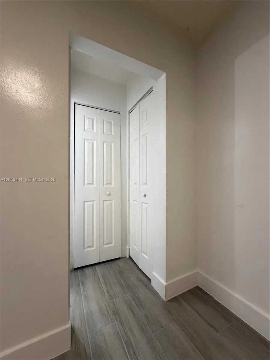 60 NW 71st St # 6, Miami, FL 33150 photo 8