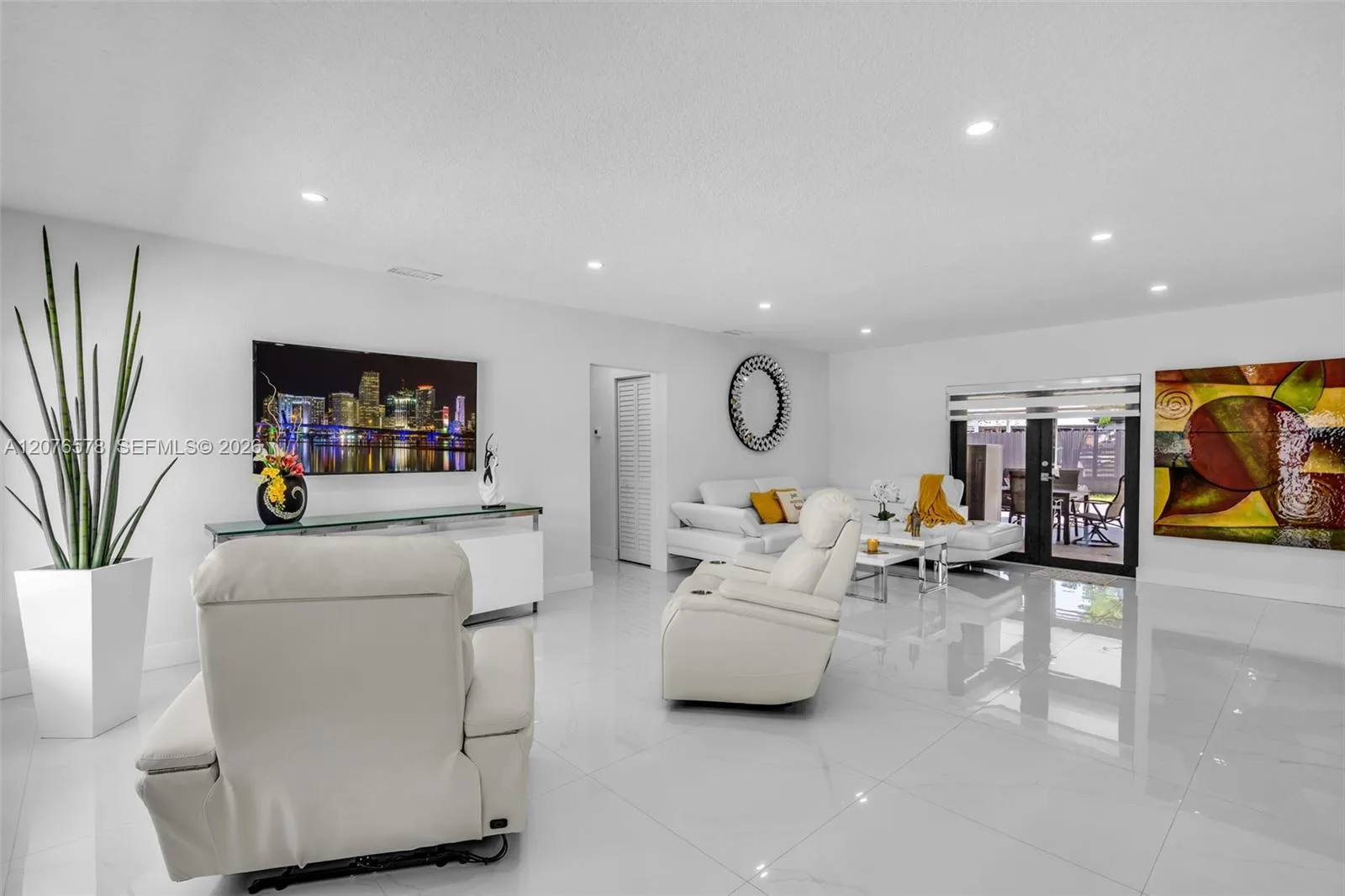 1270 W 64th Ter, Hialeah, FL 33012 photo 10