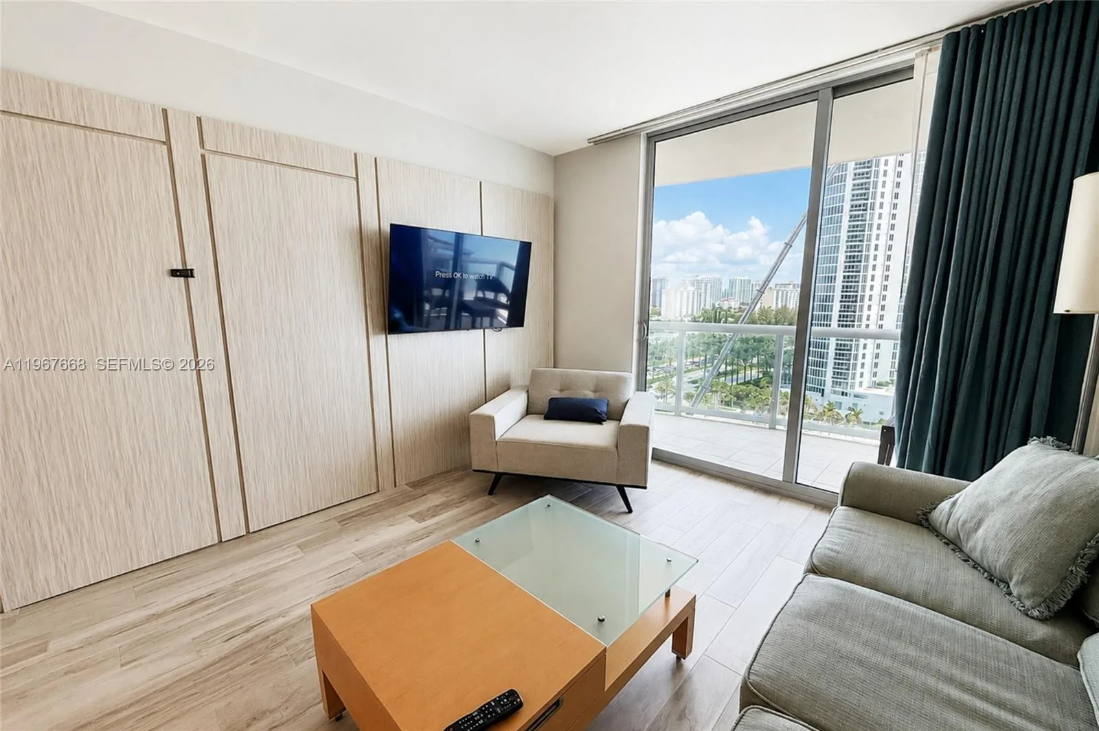 18683 Collins Ave # 1404, Sunny Isles Beach, FL 33160 photo 3