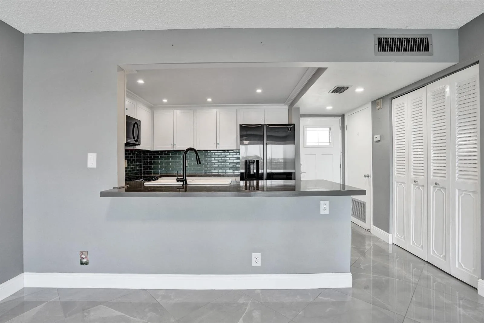 2611 N Riverside Drive # 604, Pompano Beach, FL 33062 photo 11