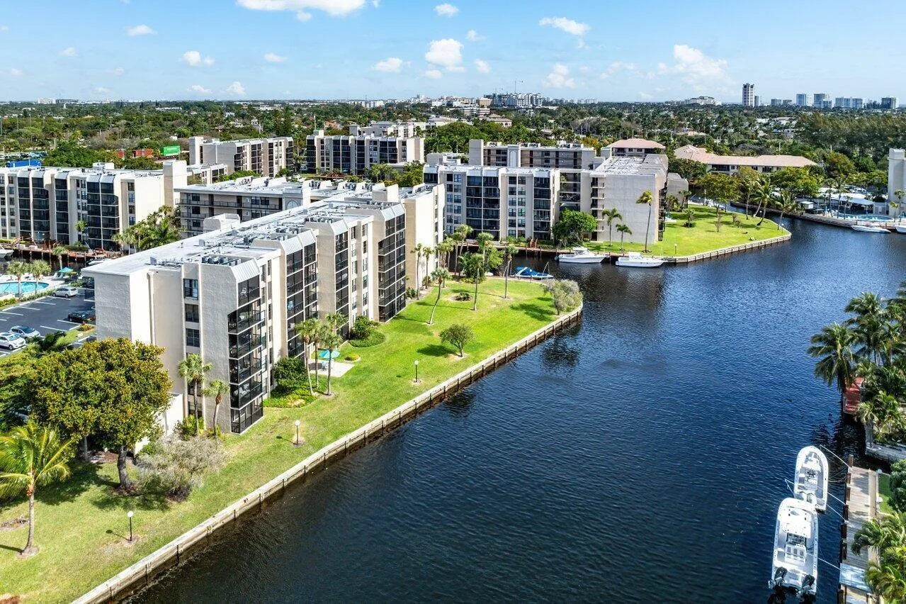 13 Royal Palm Way # 602, Boca Raton, FL 33432 photo 2