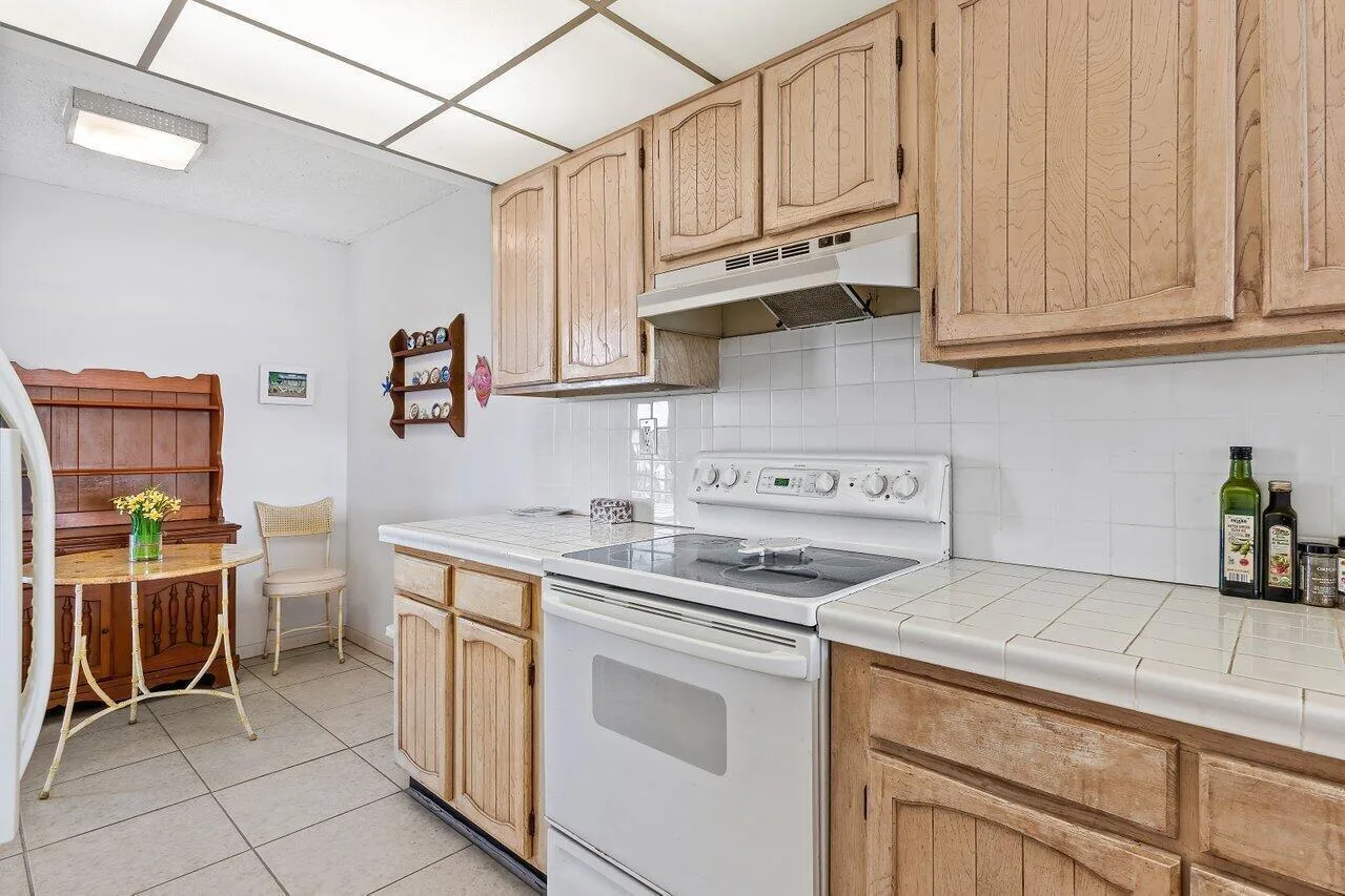 13 Royal Palm Way # 602, Boca Raton, FL 33432 photo 7