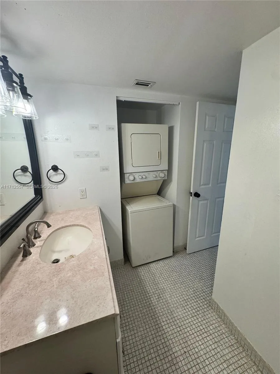 4241 NW 19th St # 170, Lauderhill, FL 33313 photo 10
