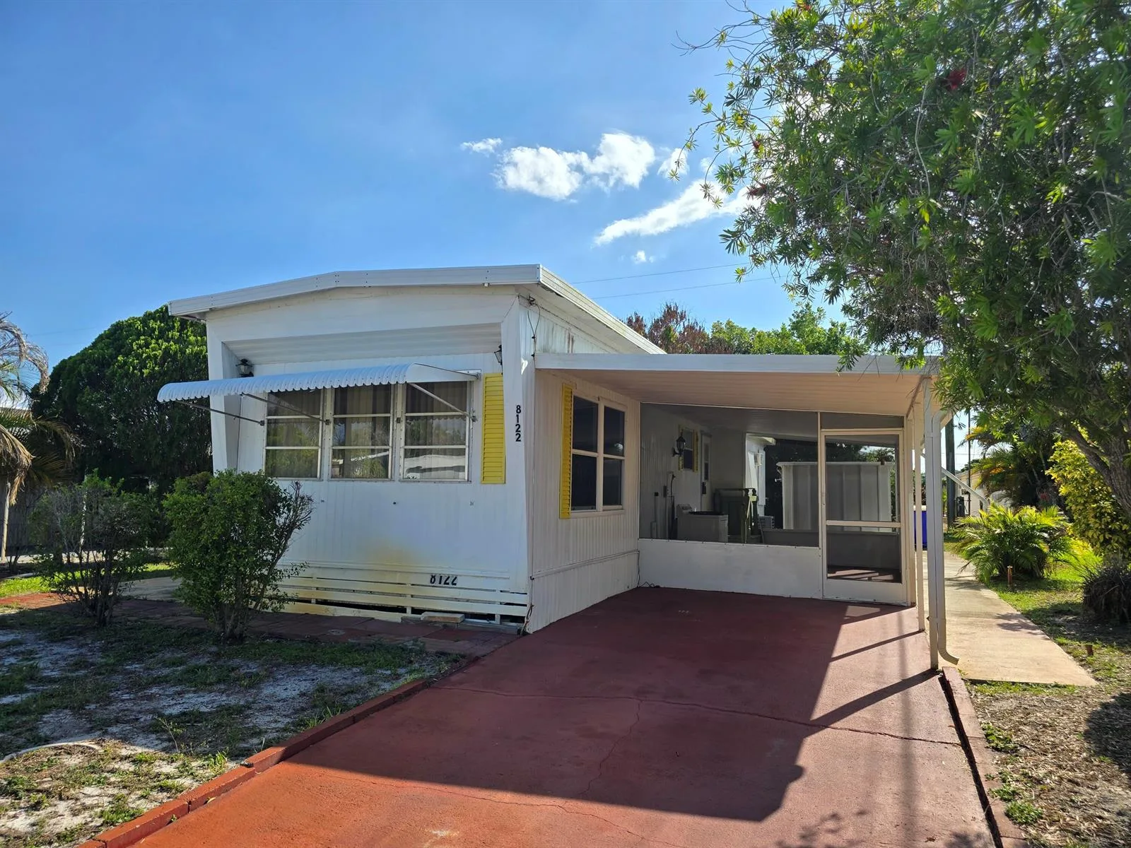 8122 SE Skylark Avenue, Hobe Sound, FL 33455