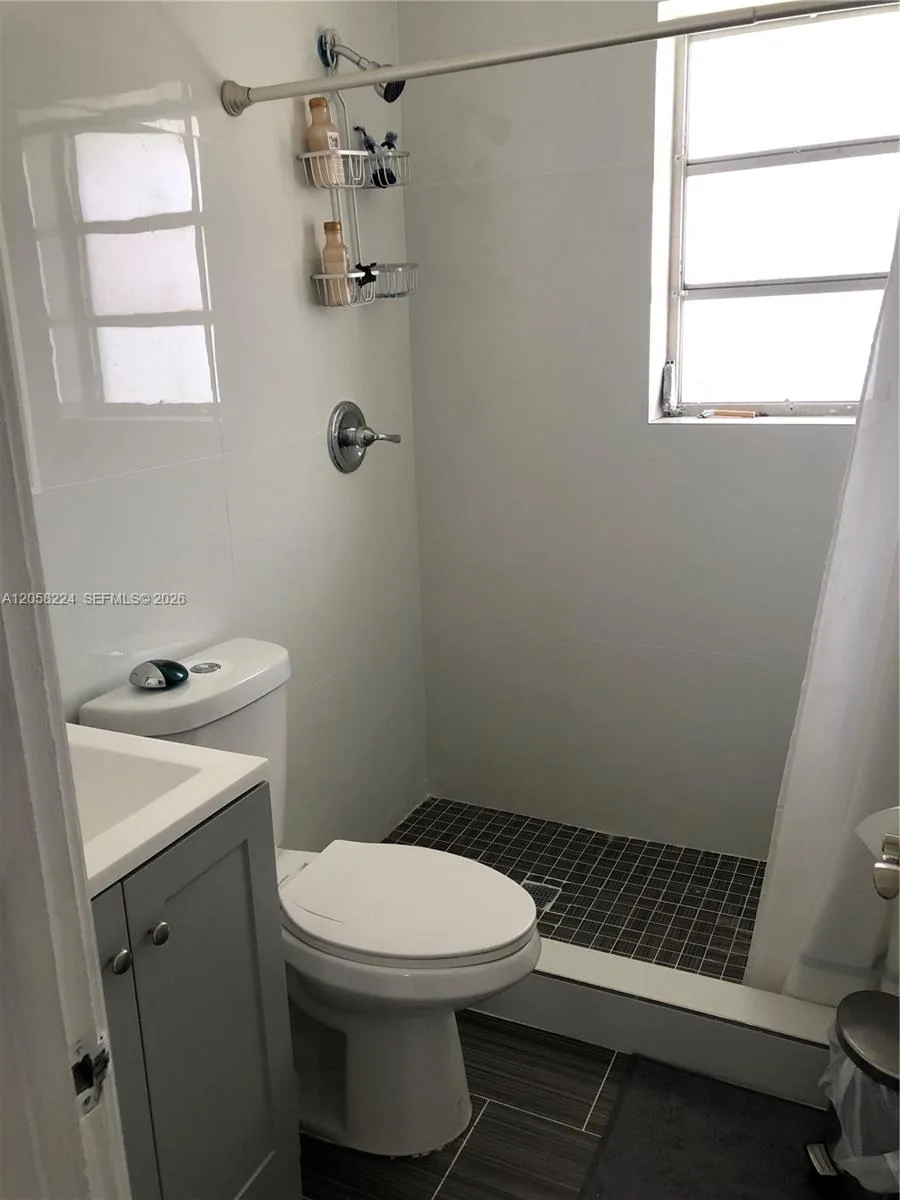 1019 NE 17th Ter # 1, Fort Lauderdale, FL 33304 photo 7