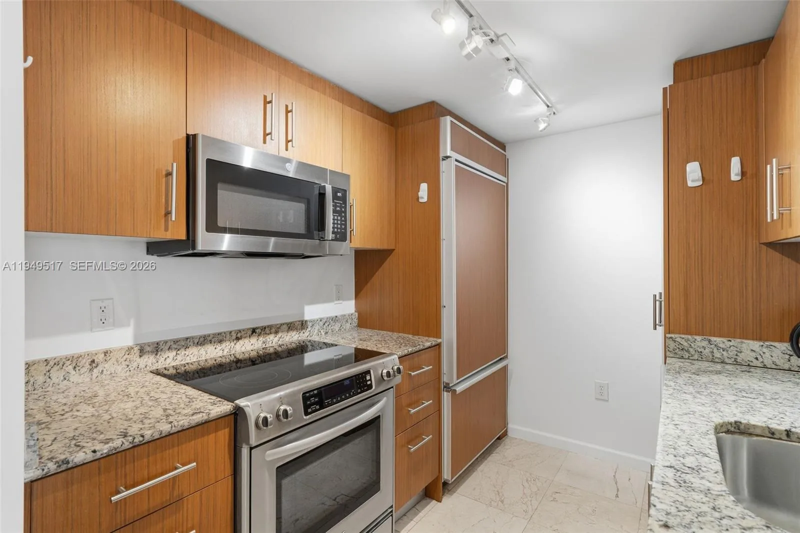 10275 Collins Ave # 718, Bal Harbour, FL 33154 photo 12