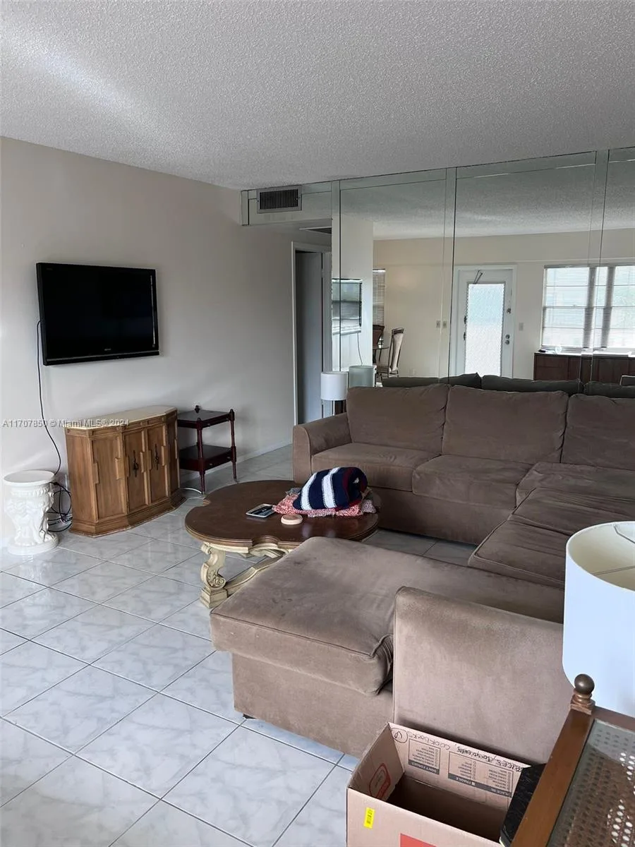 324 Fanshaw H # 324 H, Boca Raton, FL 33434 photo 2