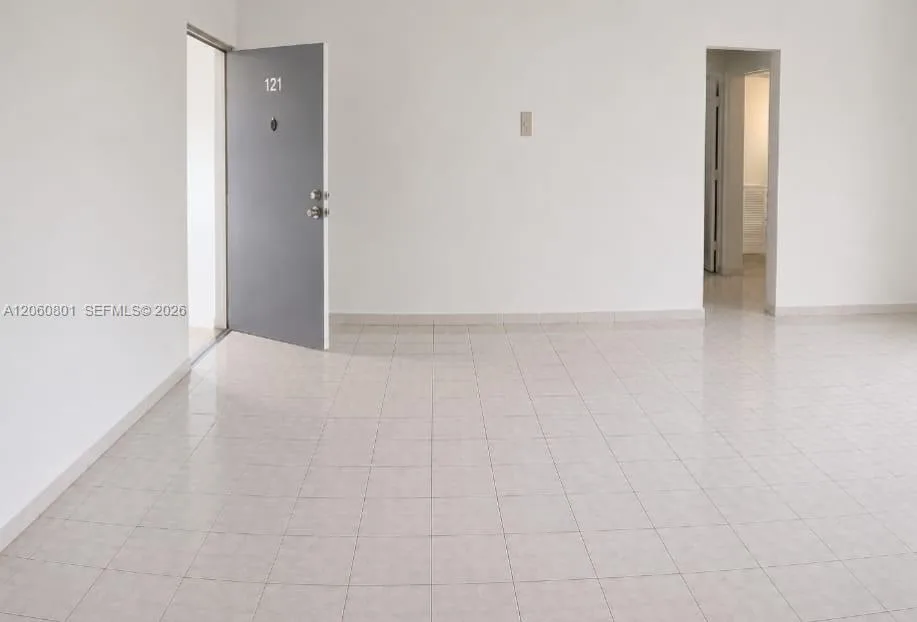 13500 NE 3rd Ct # 121, North Miami, FL 33161 photo 4