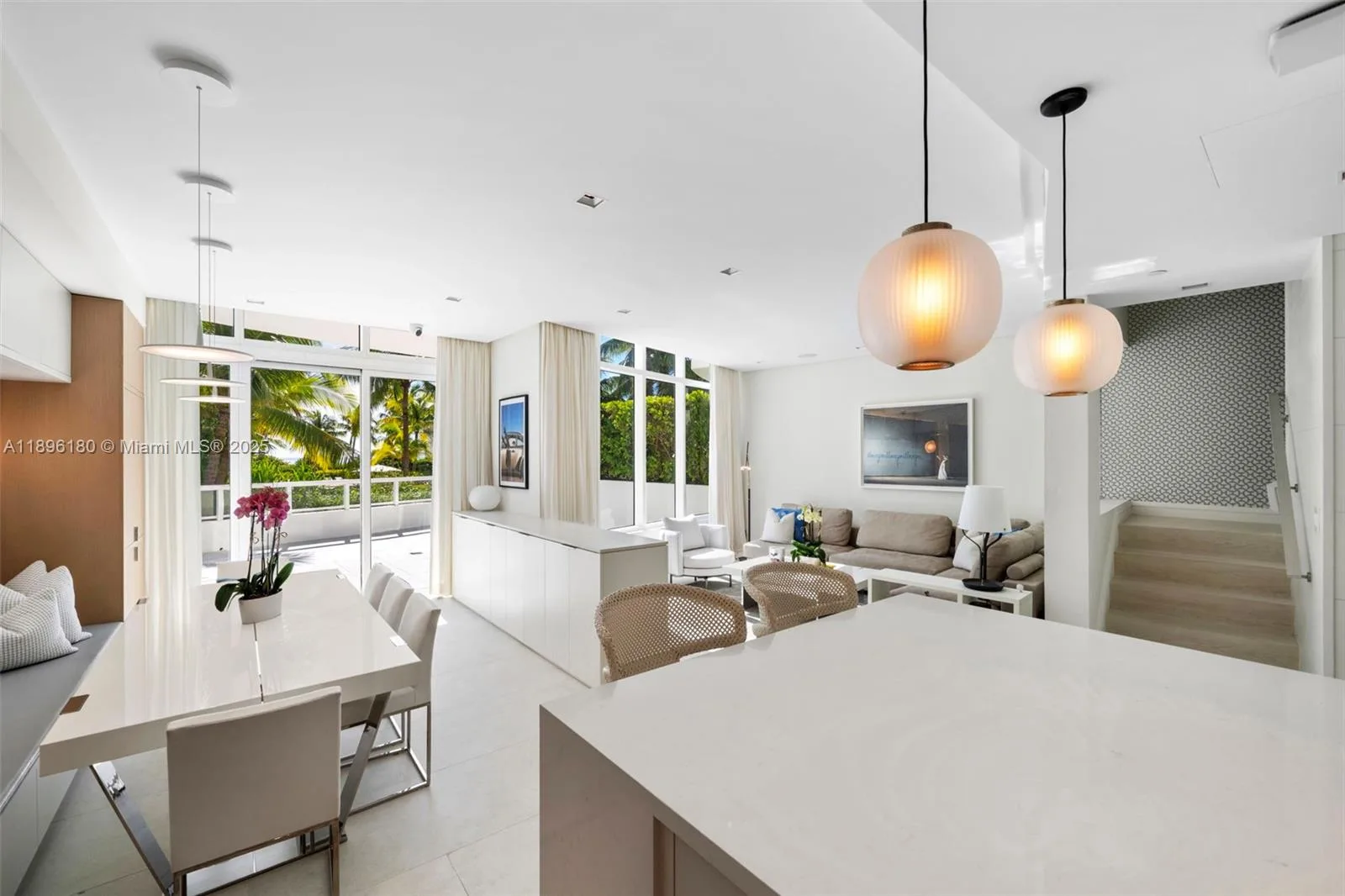 50 S Pointe Dr # TWN7, Miami Beach, FL 33139 photo 2