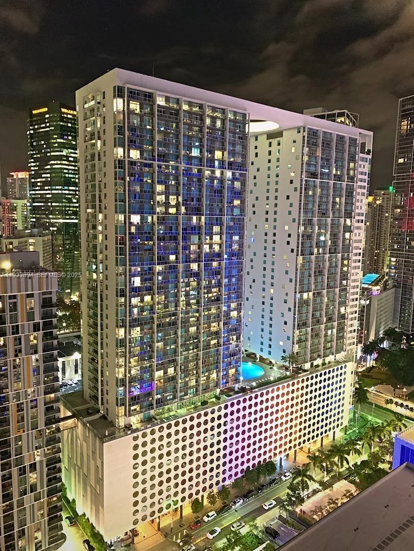 500 Brickell Ave # 1507, Miami, FL 33131