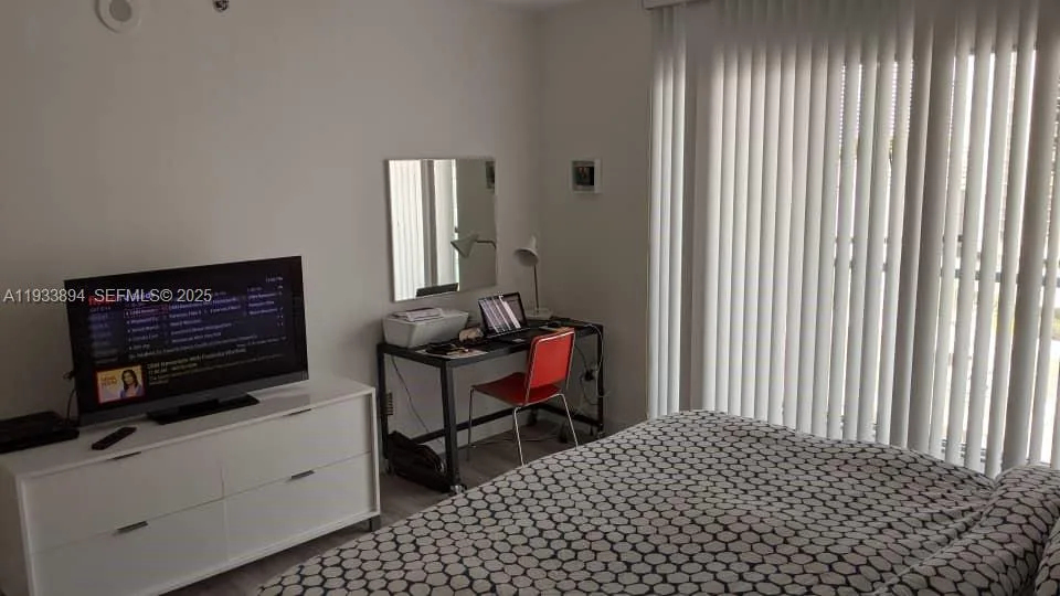 500 Brickell Ave # 1507, Miami, FL 33131 photo 13