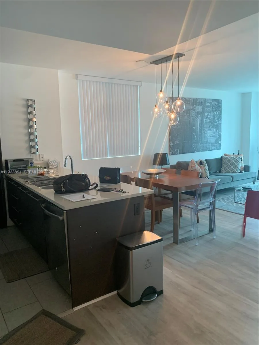 500 Brickell Ave # 1507, Miami, FL 33131 photo 4