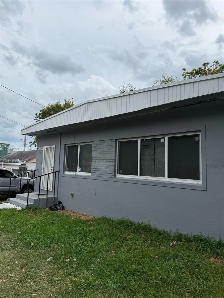 170 NE 68th Ter, Miami, FL 33138