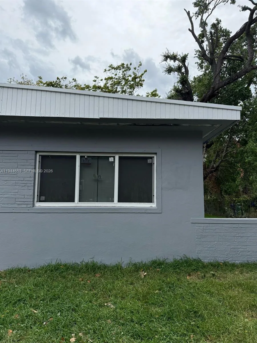 170 NE 68th Ter, Miami, FL 33138 photo 5
