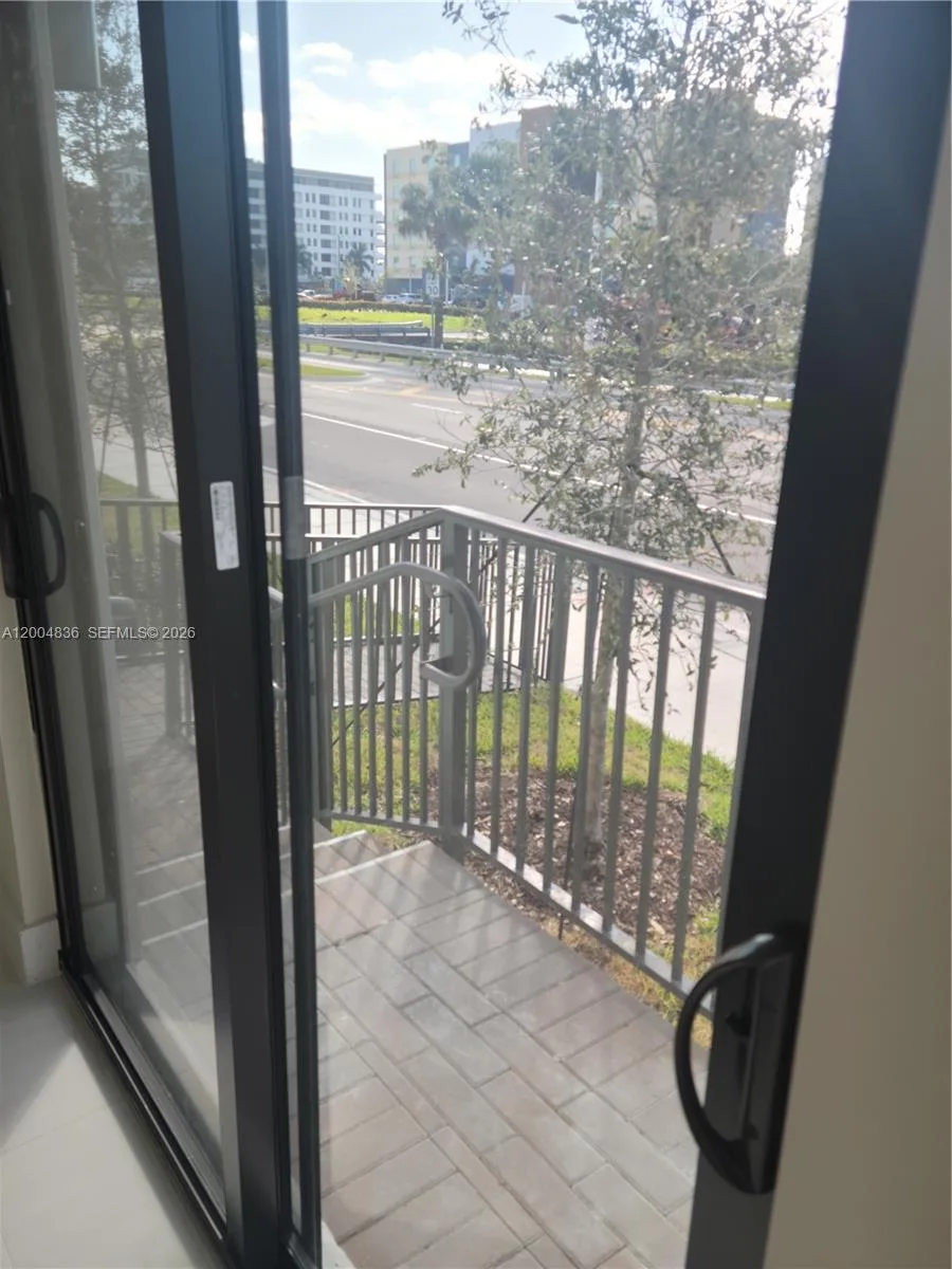 8167 NW 41st St # E-109, Doral, FL 33166 photo 6