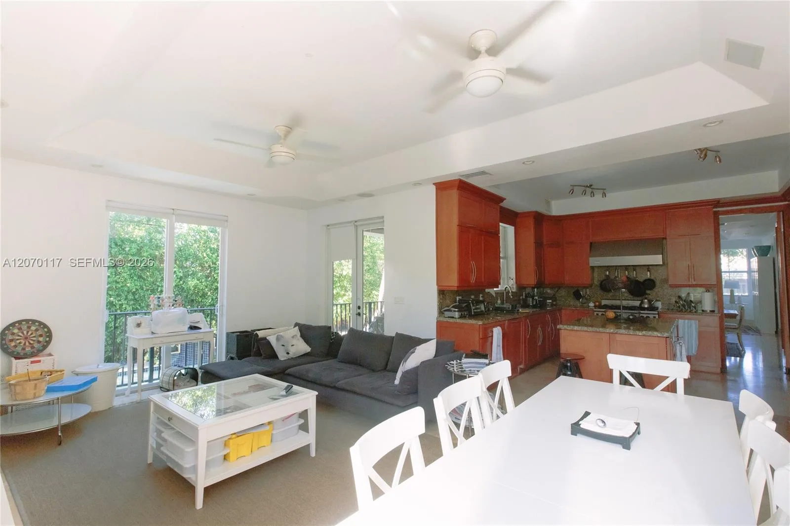 335 W Enid Dr, Key Biscayne, FL 33149 photo 9