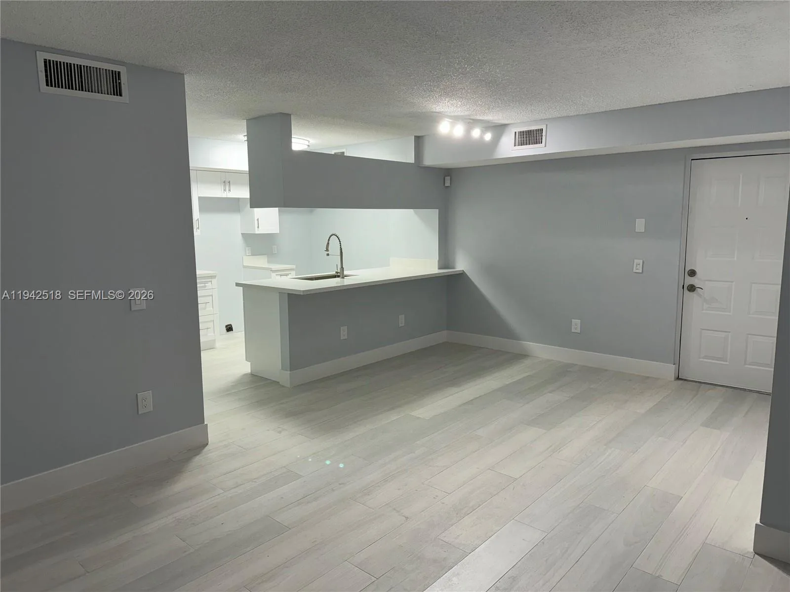 440 S Park Rd # 4-207, Hollywood, FL 33021 photo 10
