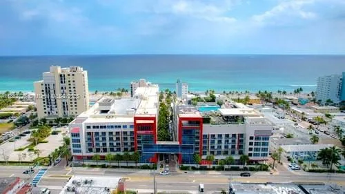 777 N Ocean Dr # S216, Hollywood, FL 33019