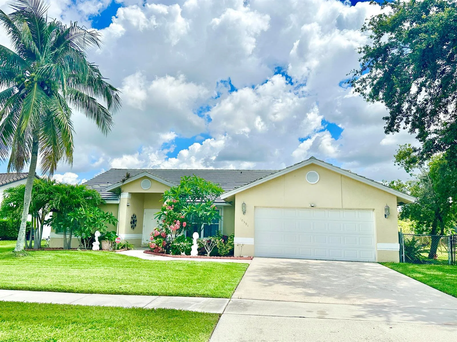 10591 Paso Fino Drive, Wellington, FL 33449