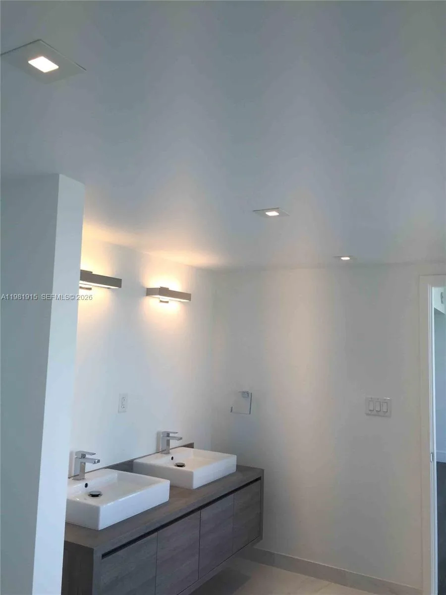 400 Sunny Isles Blvd # 1701, Sunny Isles Beach, FL 33160 photo 11