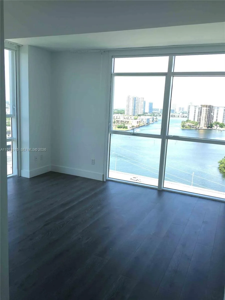 400 Sunny Isles Blvd # 1701, Sunny Isles Beach, FL 33160 photo 12