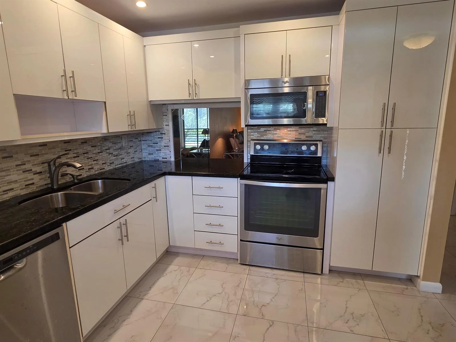 6090 N Sabal Palm Boulevard # 209, Tamarac, FL 33319 photo 2