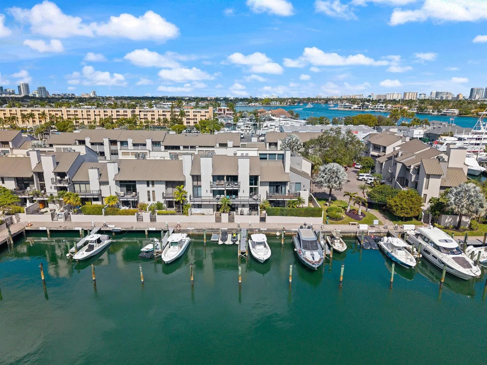 16 Portside Drive # 16c, Fort Lauderdale, FL 33316 photo 5