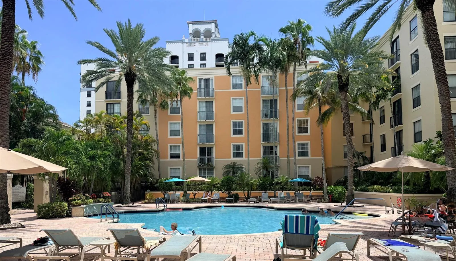 630 S SAPODILLA Avenue # 323, West Palm Beach, FL 33401 photo 13