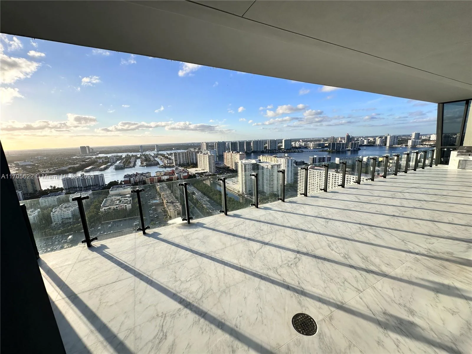 Muse Residences – photo 15