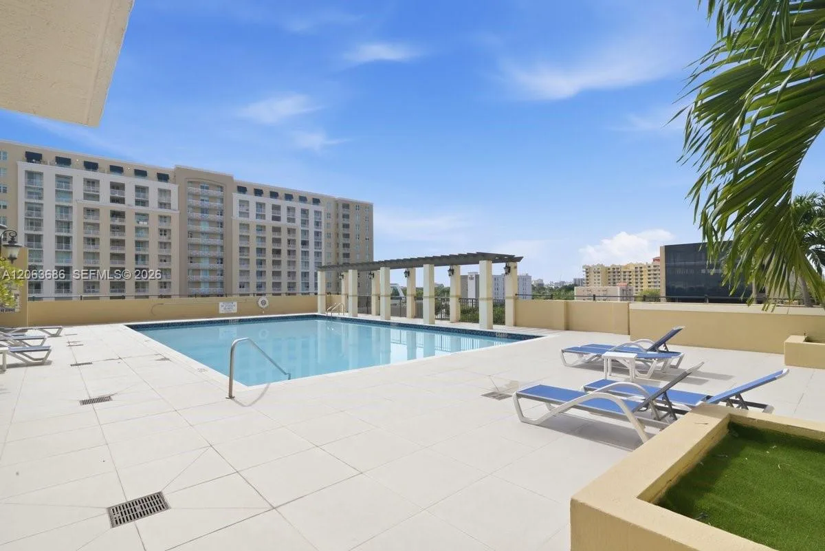 4242 NW 2nd St # 807, Miami, FL 33126 photo 8