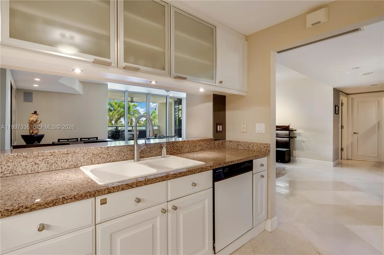 445 Grand Bay Dr # 412, Key Biscayne, FL 33149 photo 13
