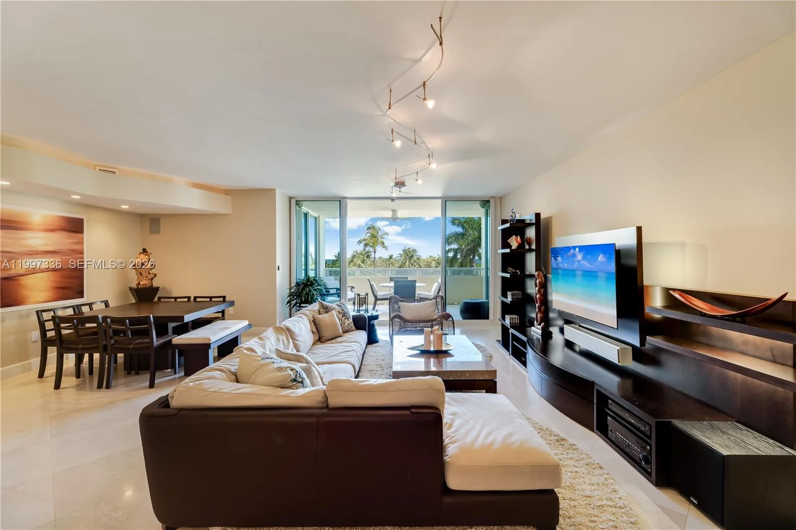 445 Grand Bay Dr # 412, Key Biscayne, FL 33149 photo 2
