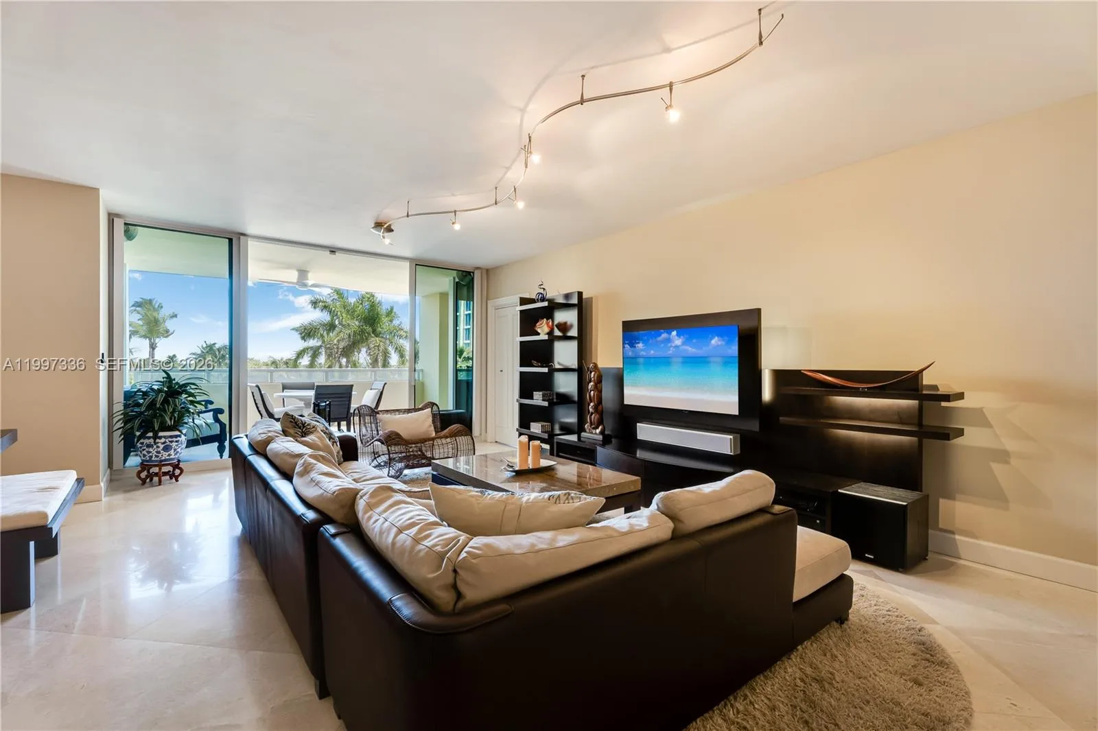 445 Grand Bay Dr # 412, Key Biscayne, FL 33149 photo 3
